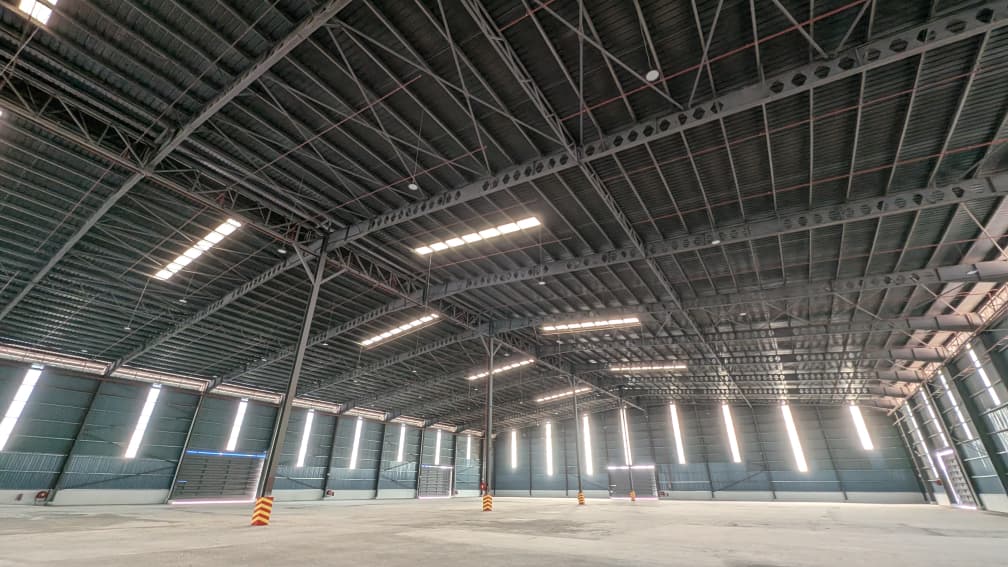 1200amp West Port Detached Factory - photo 6