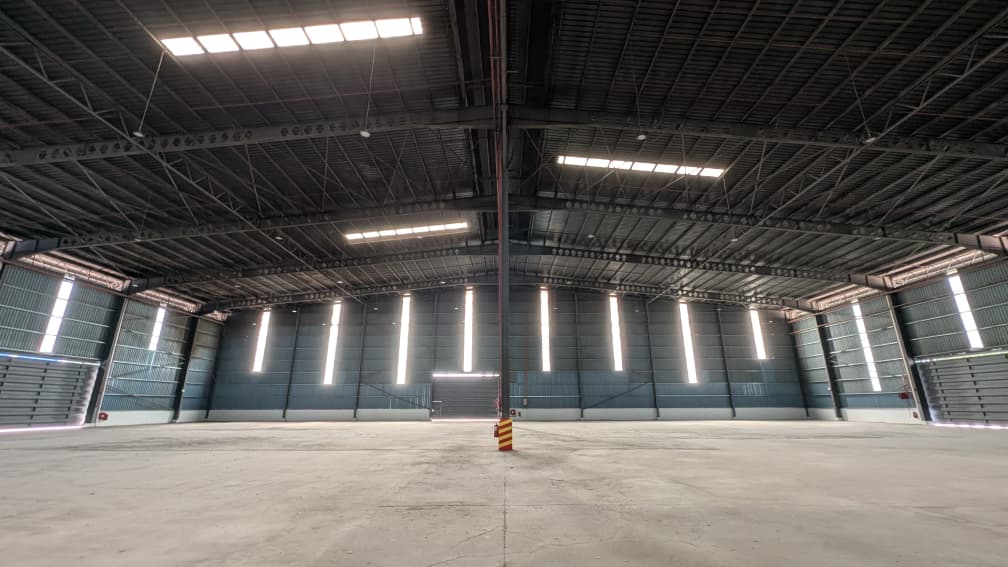 1200amp West Port Detached Factory - photo 8
