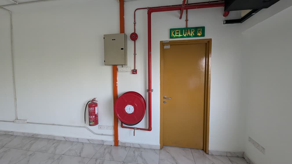 1200amp West Port Detached Factory - photo 11
