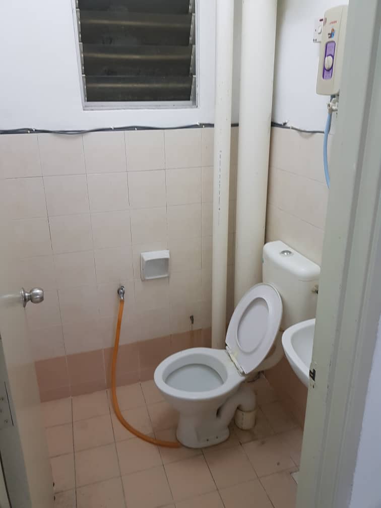 kompleks suria kinrara apartment 712sf 3r2b - photo 11
