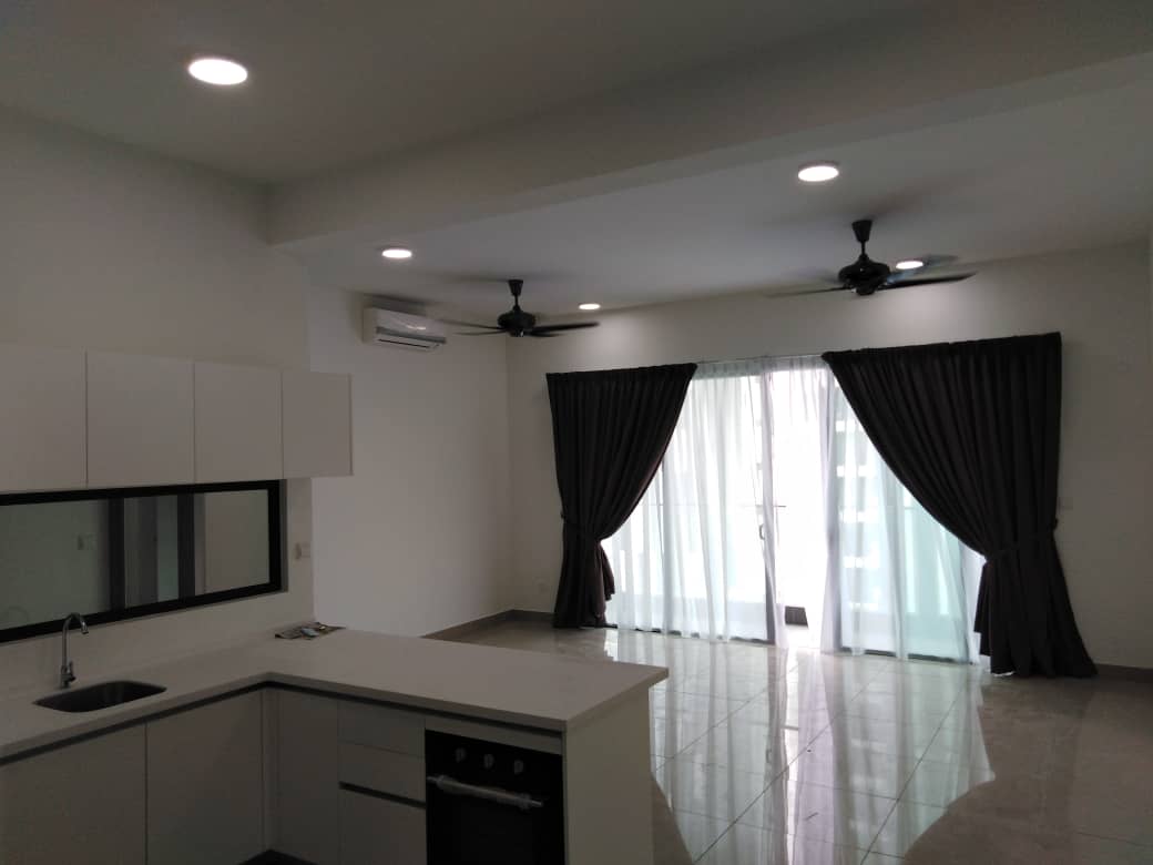 Citizen 3 rooms 2 bathrooms Many Unit on Hand