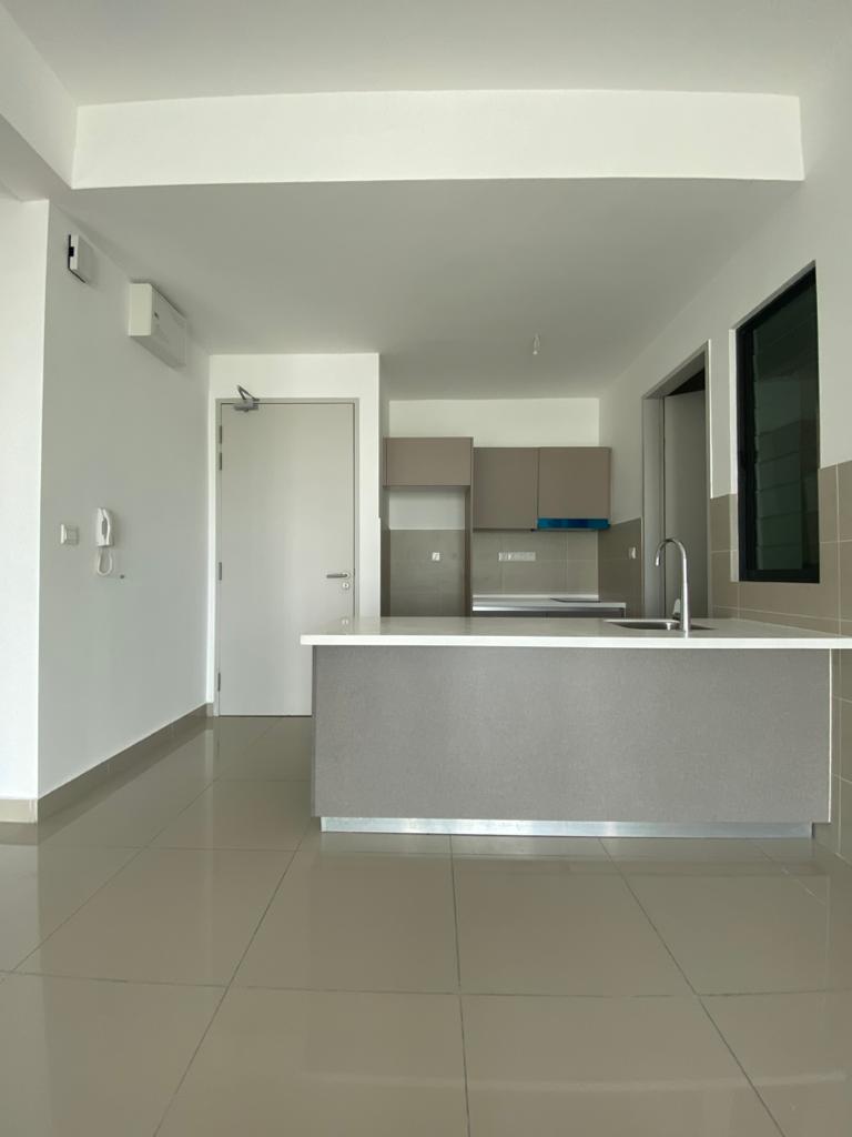 Citizen2 3 rooms 2 bathrooms Partly Furnished