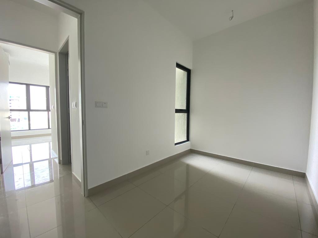 Citizen2 3 rooms 2 bathrooms Partly Furnished - photo 3