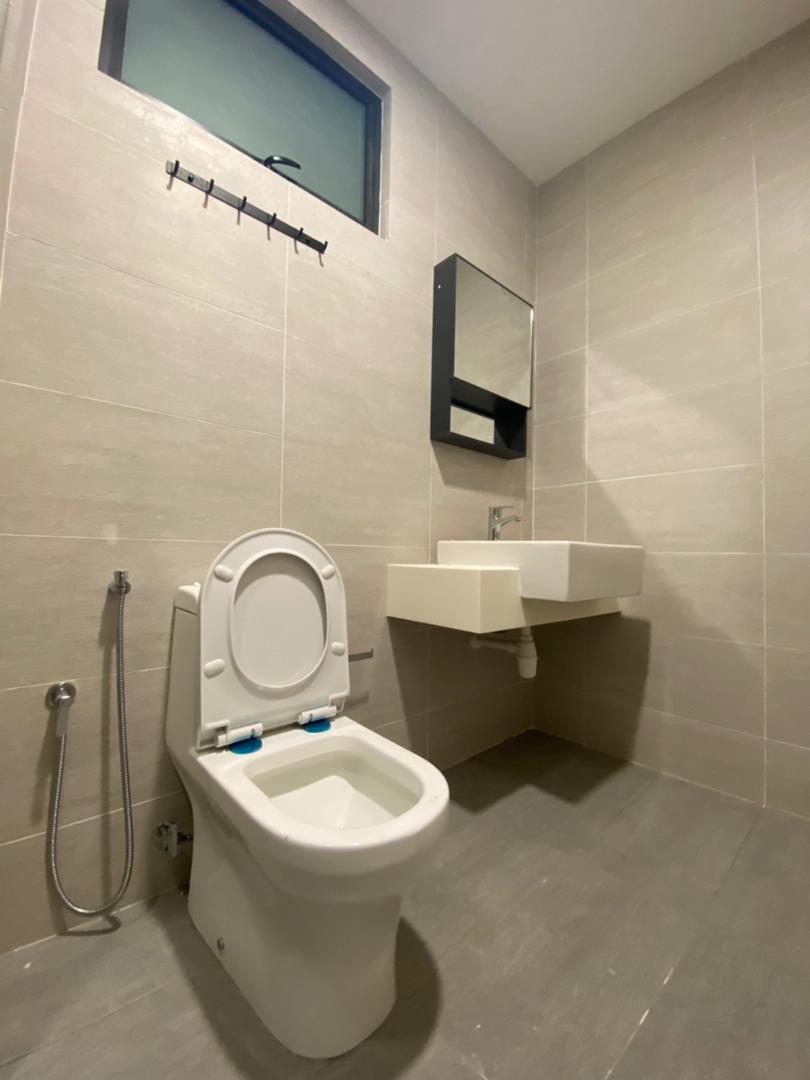 Citizen2 3 rooms 2 bathroom Fully Furnished Unit - photo 8