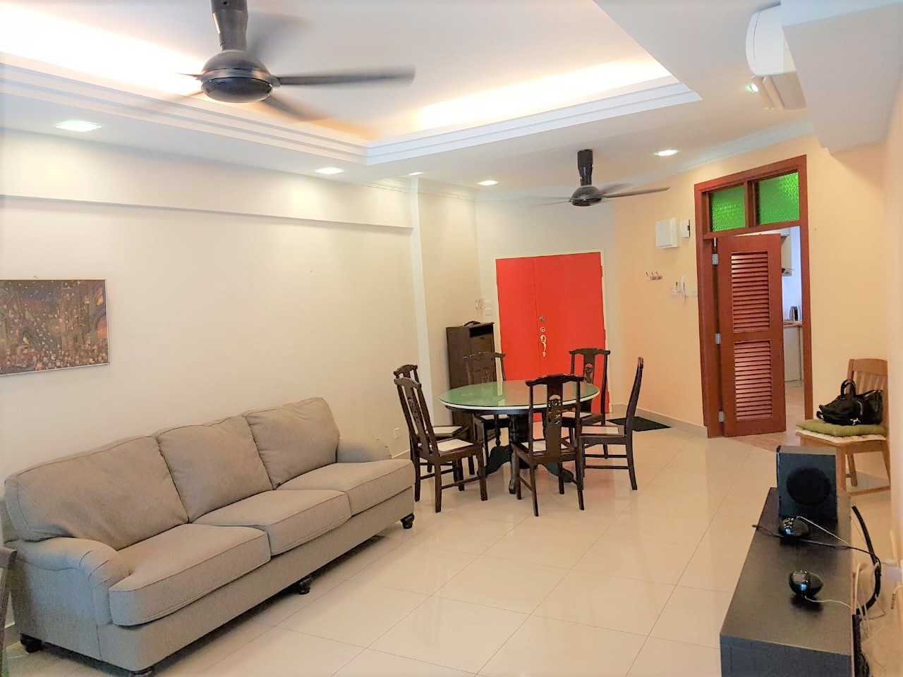 Villa Wangsamas Juni ...