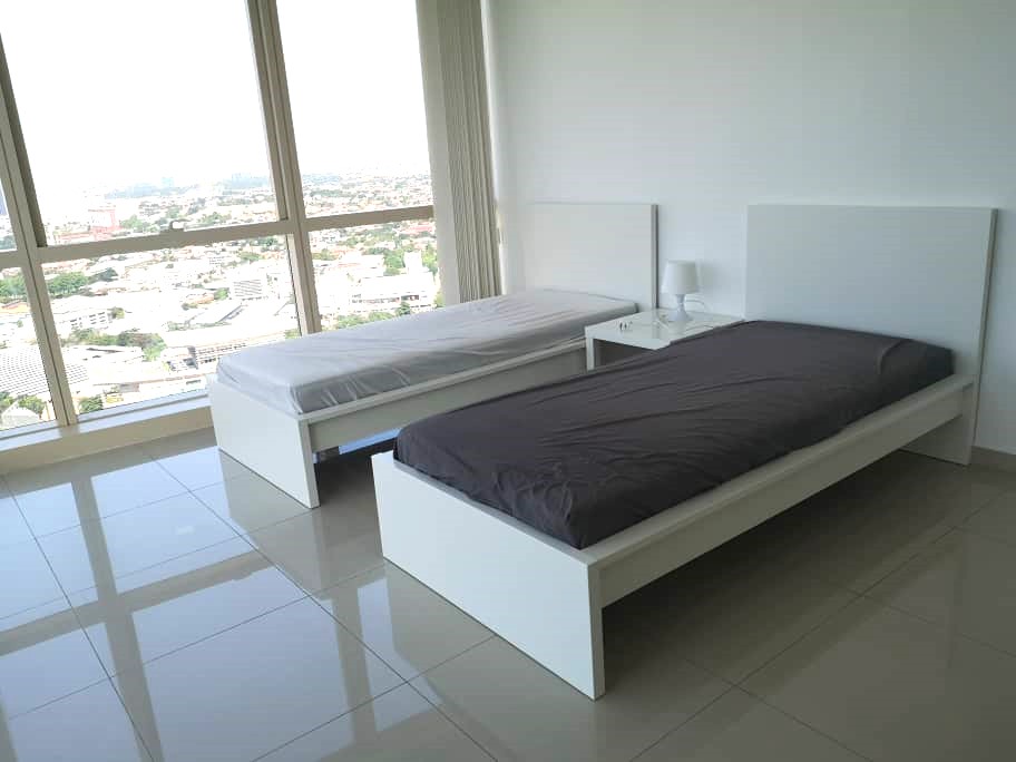 Pinnacle Petaling Jaya Studio Dante Leong Unit - photo 4