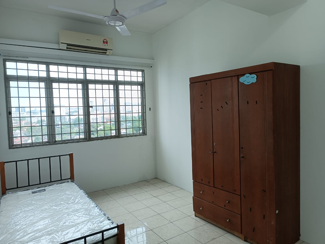 Millennium Place Condo - photo 10