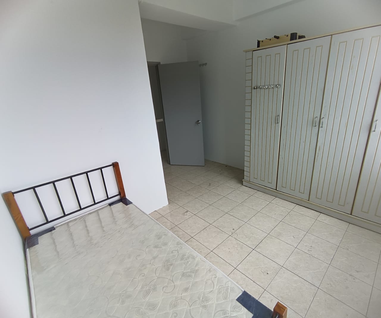 Millennium Place Condo - photo 11