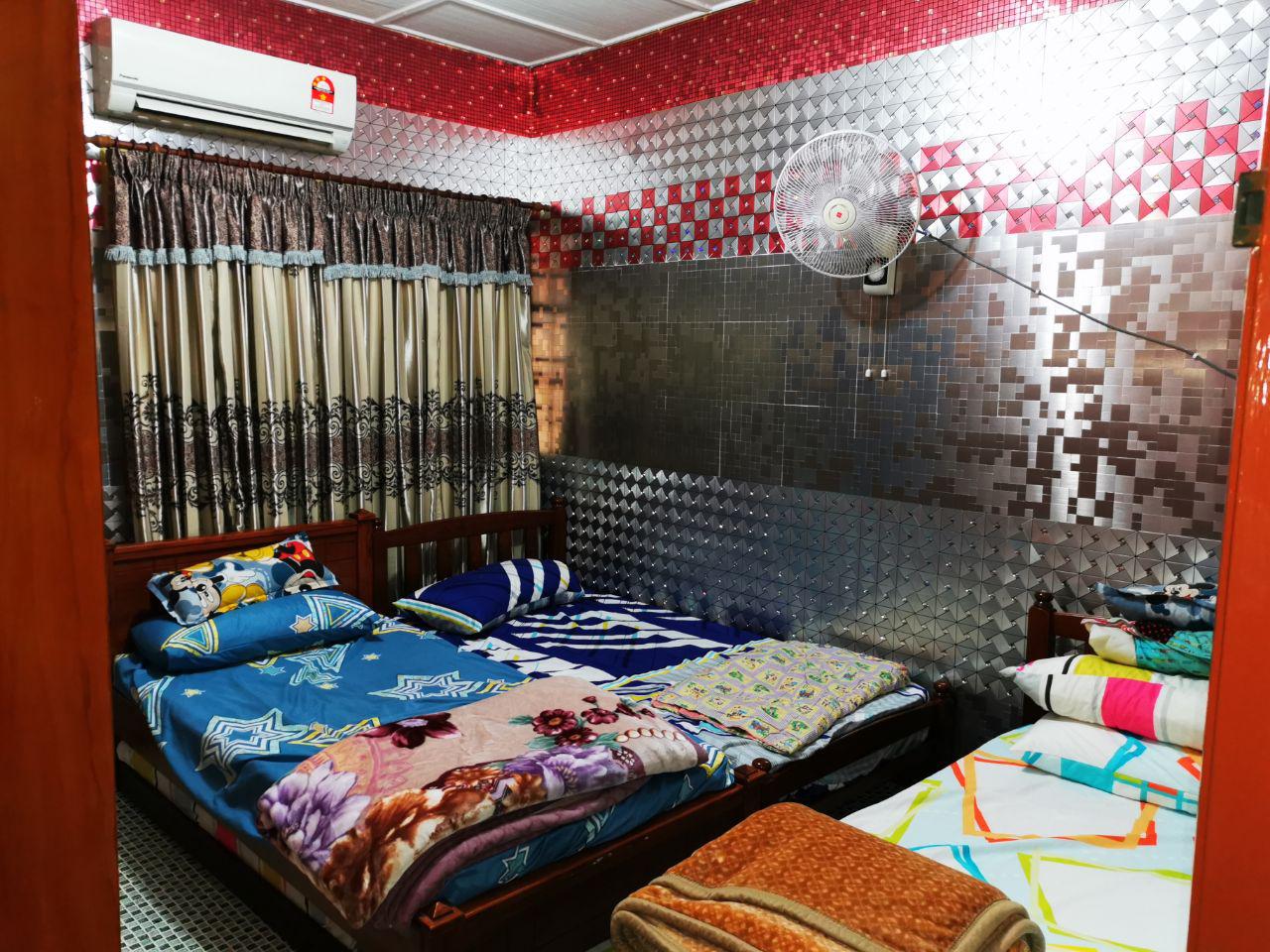 CORNER 2 STOREY TERRACE SEKSYEN 4 SHAH ALAM - photo 4