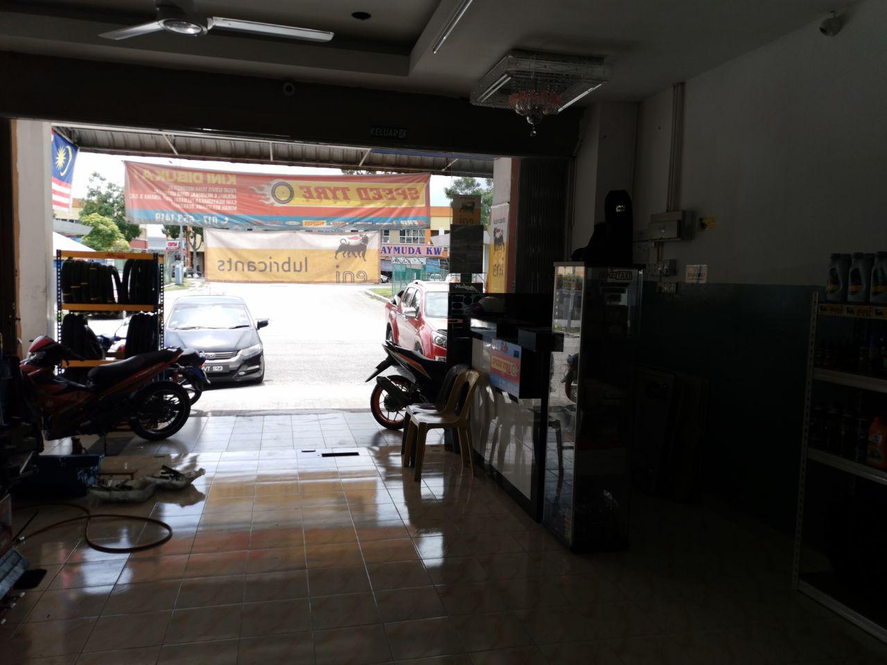 2 STOREY SHOPLOT PUSAT PERDAGANGAN ALAM JAYA - photo 2