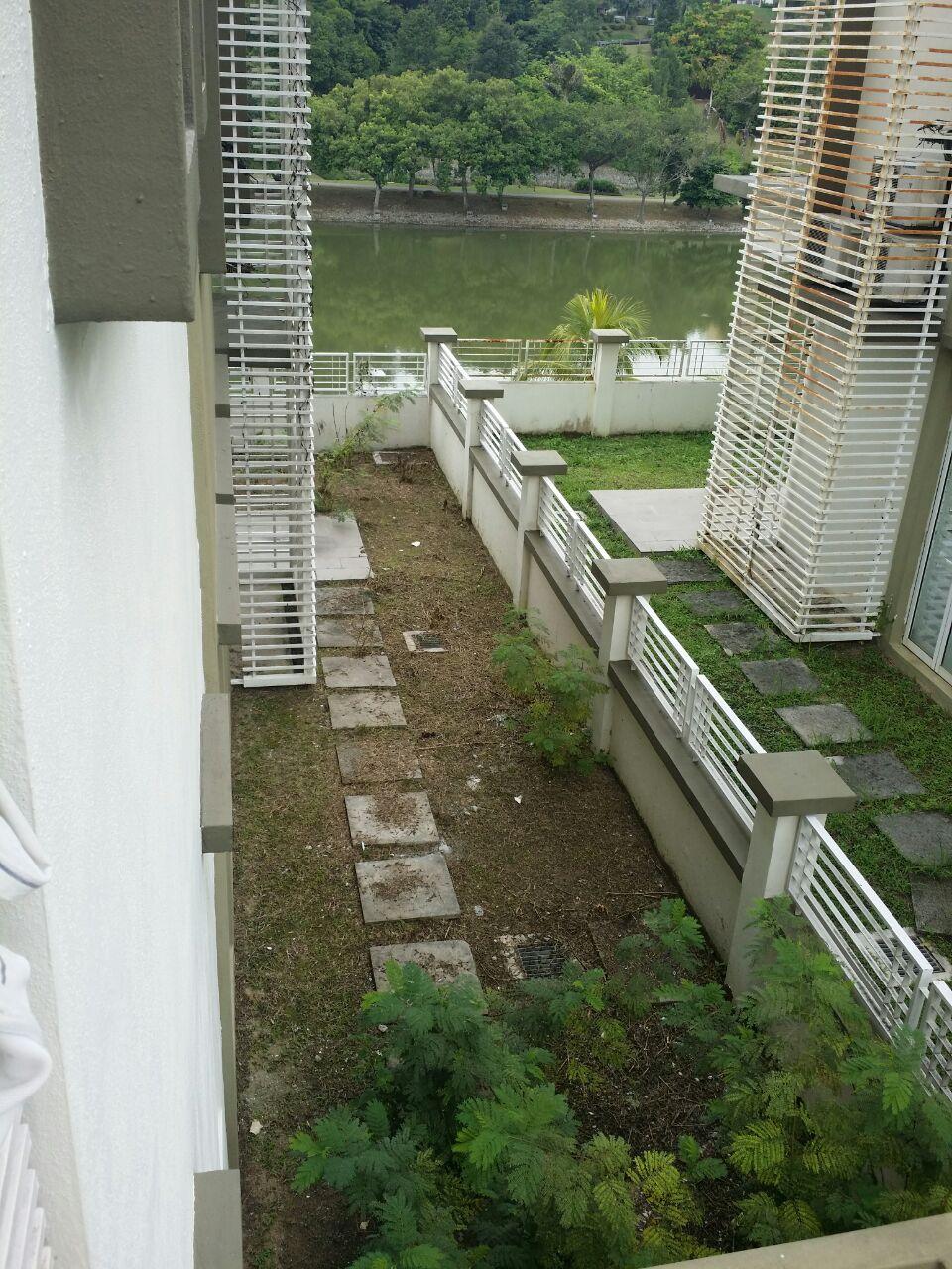 SEMI D VILLA LAKE VIEW DESIRAN BAYU PRECINCT 16 - photo 2