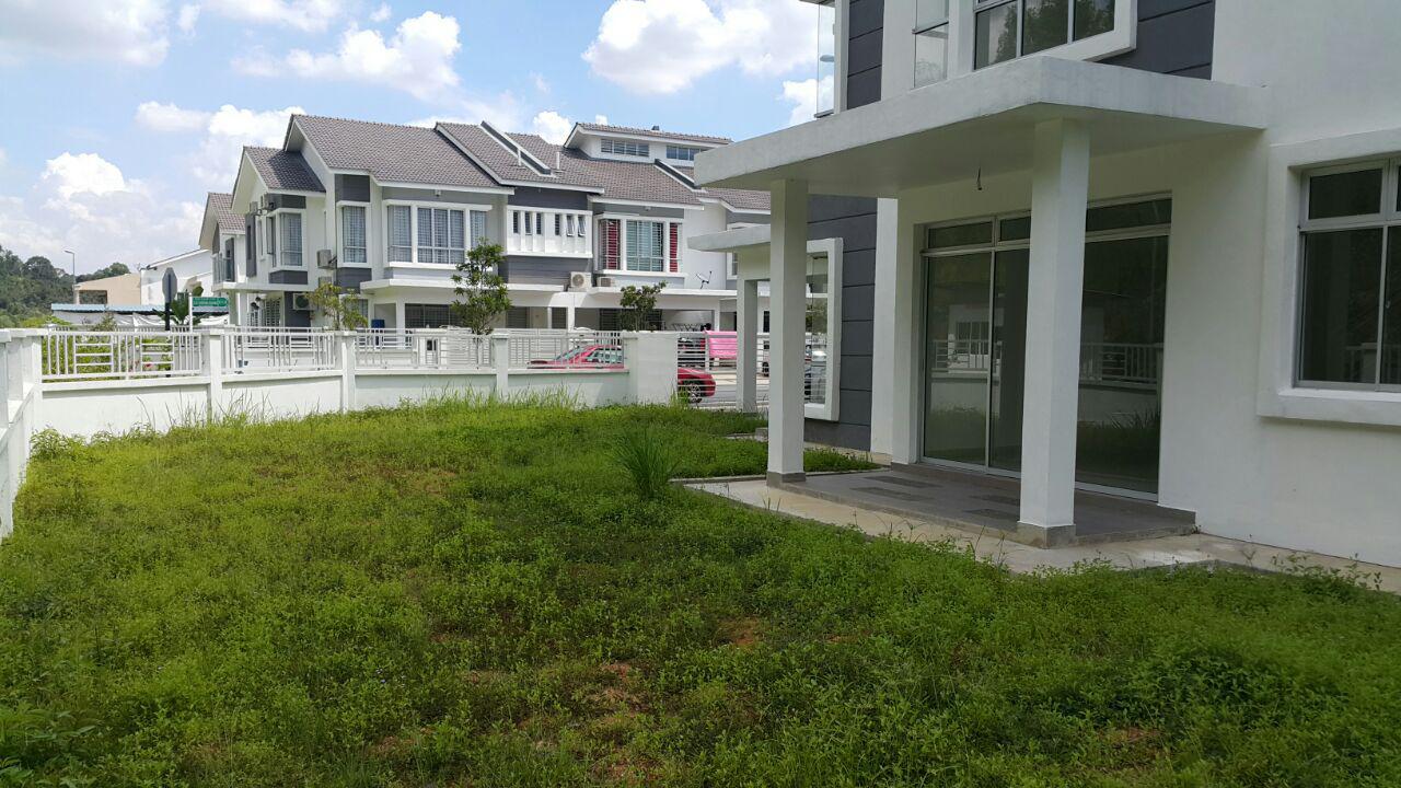 CORNER TWO STOREY TERRACE U11 - photo 2