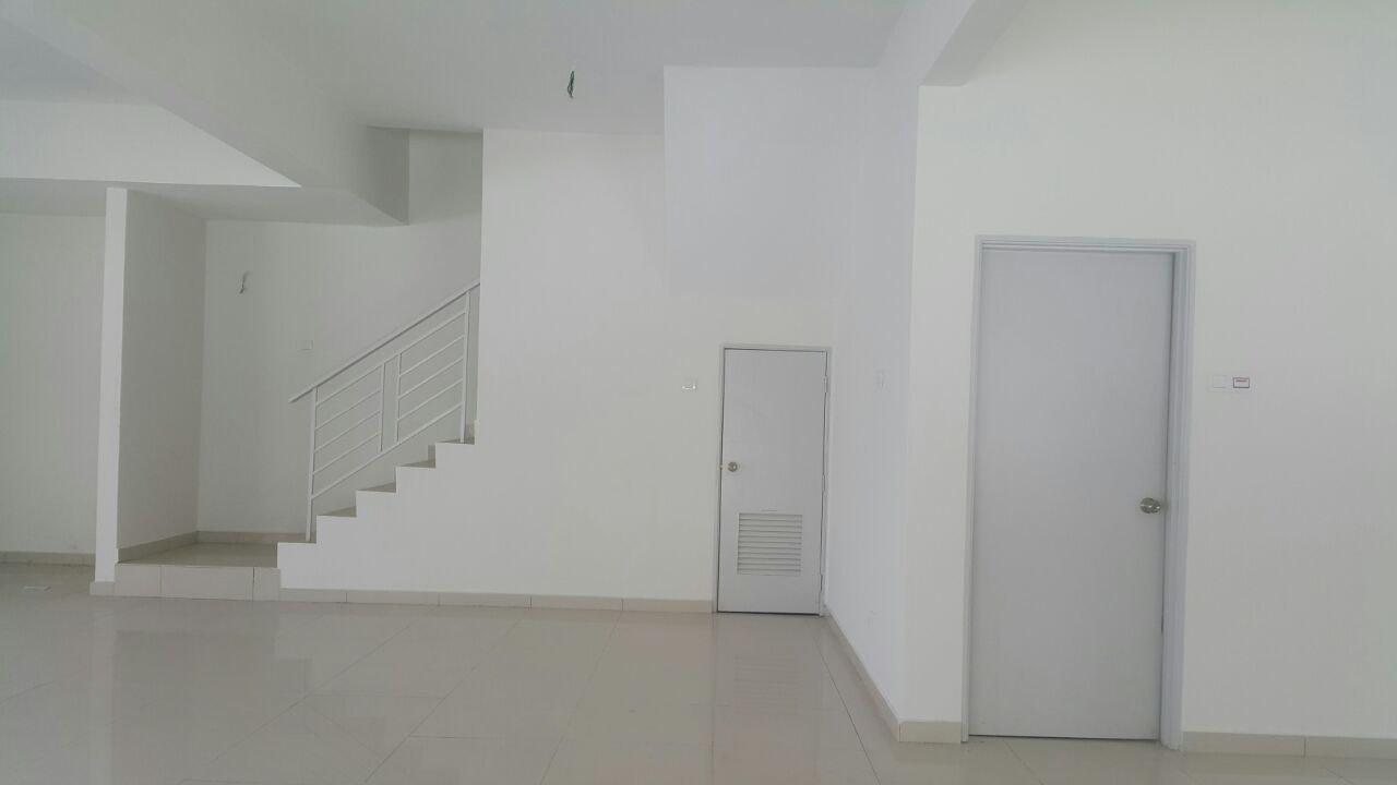 CORNER TWO STOREY TERRACE U11 - photo 5