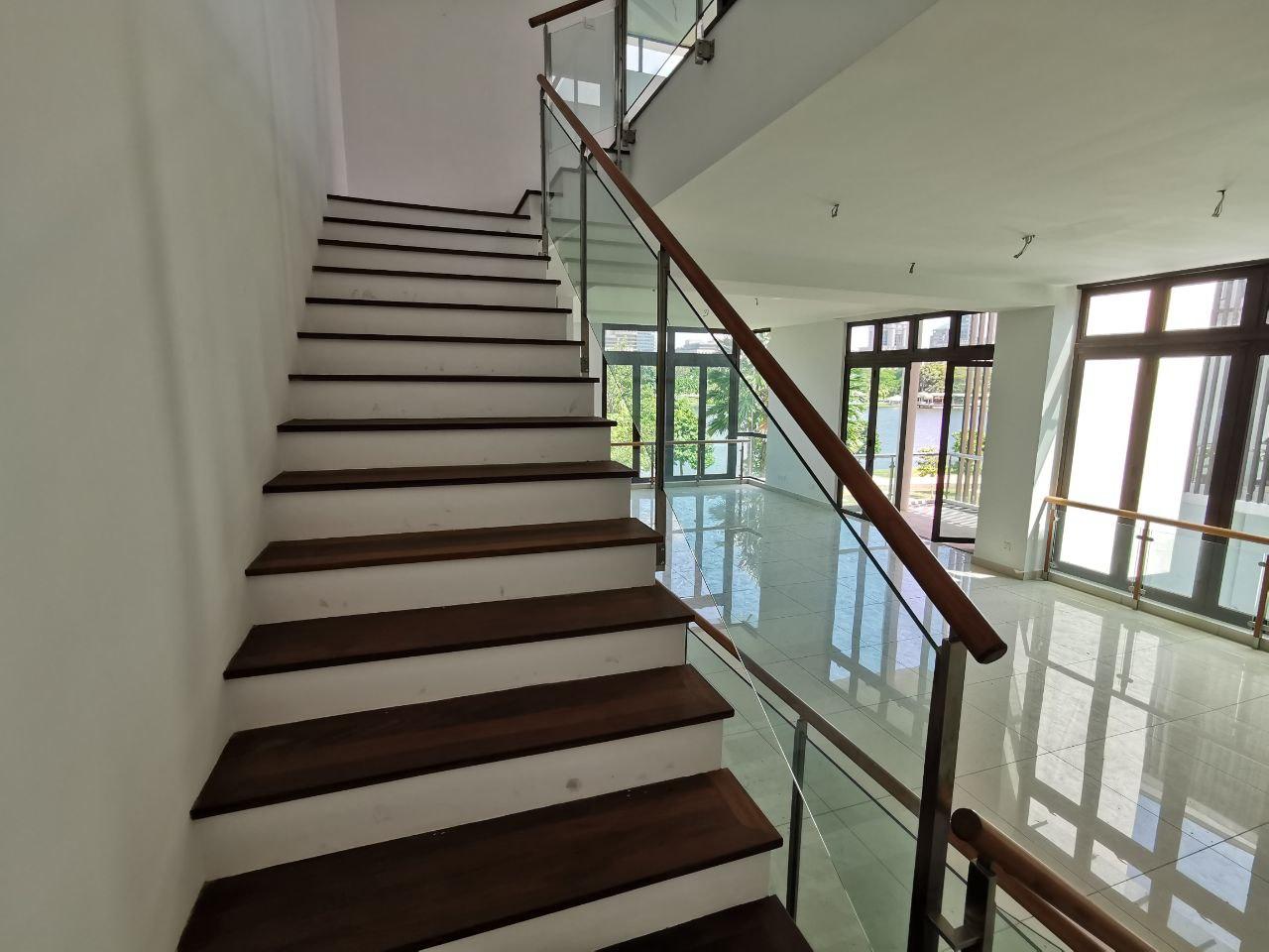 FREEHOLD Fera Twinvilla 3 Storey Villa FACING LAKE - photo 7