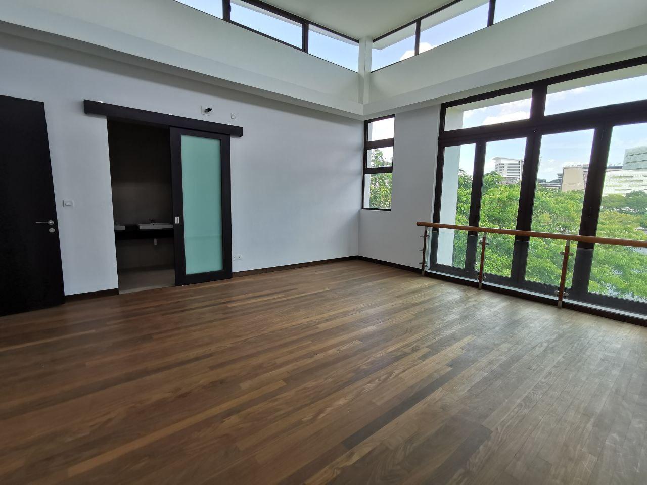 FREEHOLD Fera Twinvilla 3 Storey Villa FACING LAKE - photo 4