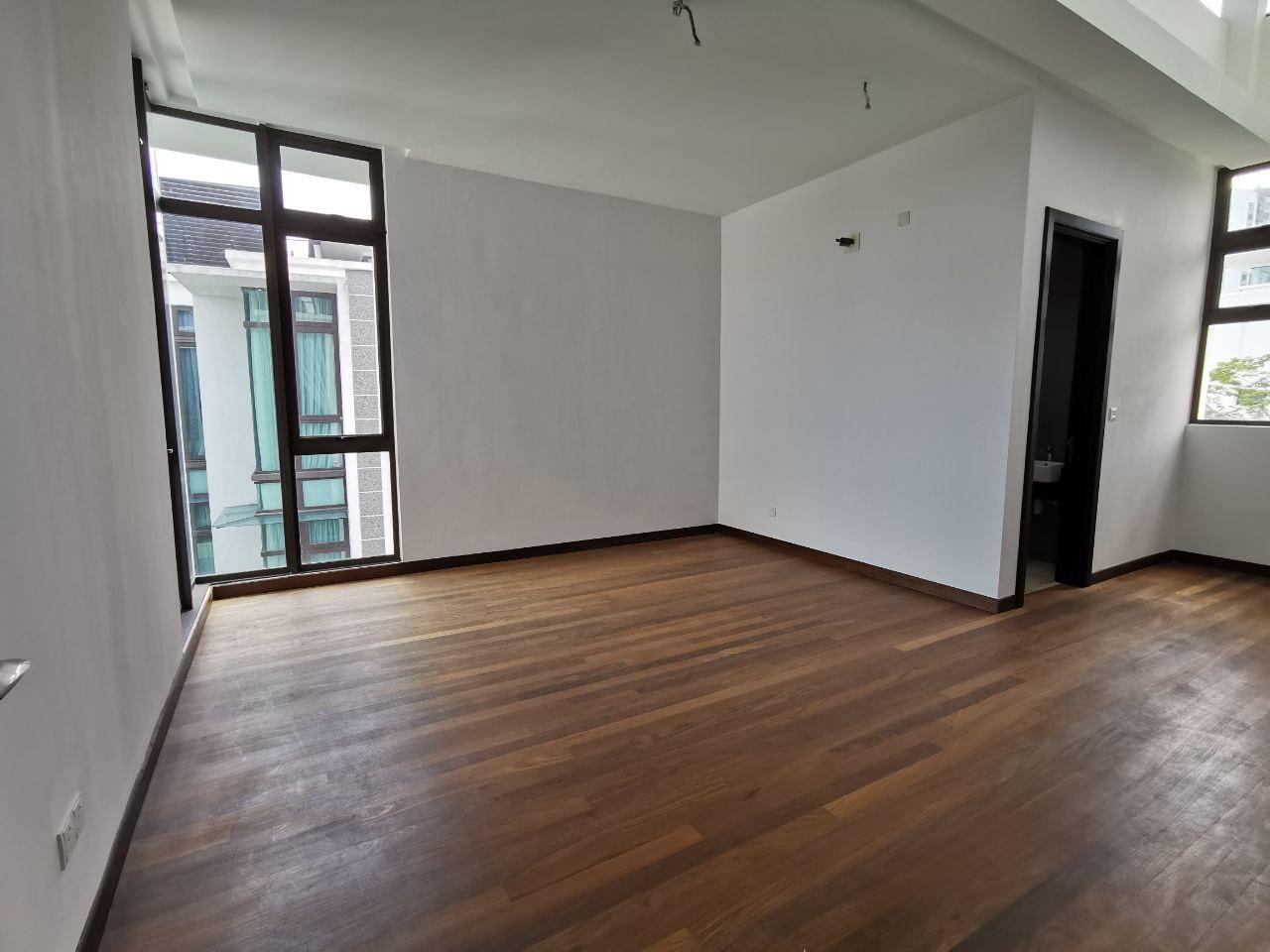 FREEHOLD Fera Twinvilla 3 Storey Villa FACING LAKE - photo 6
