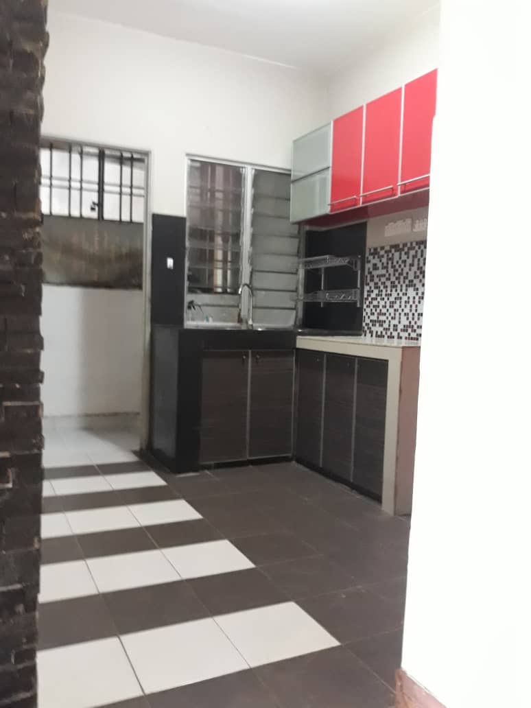 Taman Bukit Pelangi Condominium, Subang Jaya - photo 9