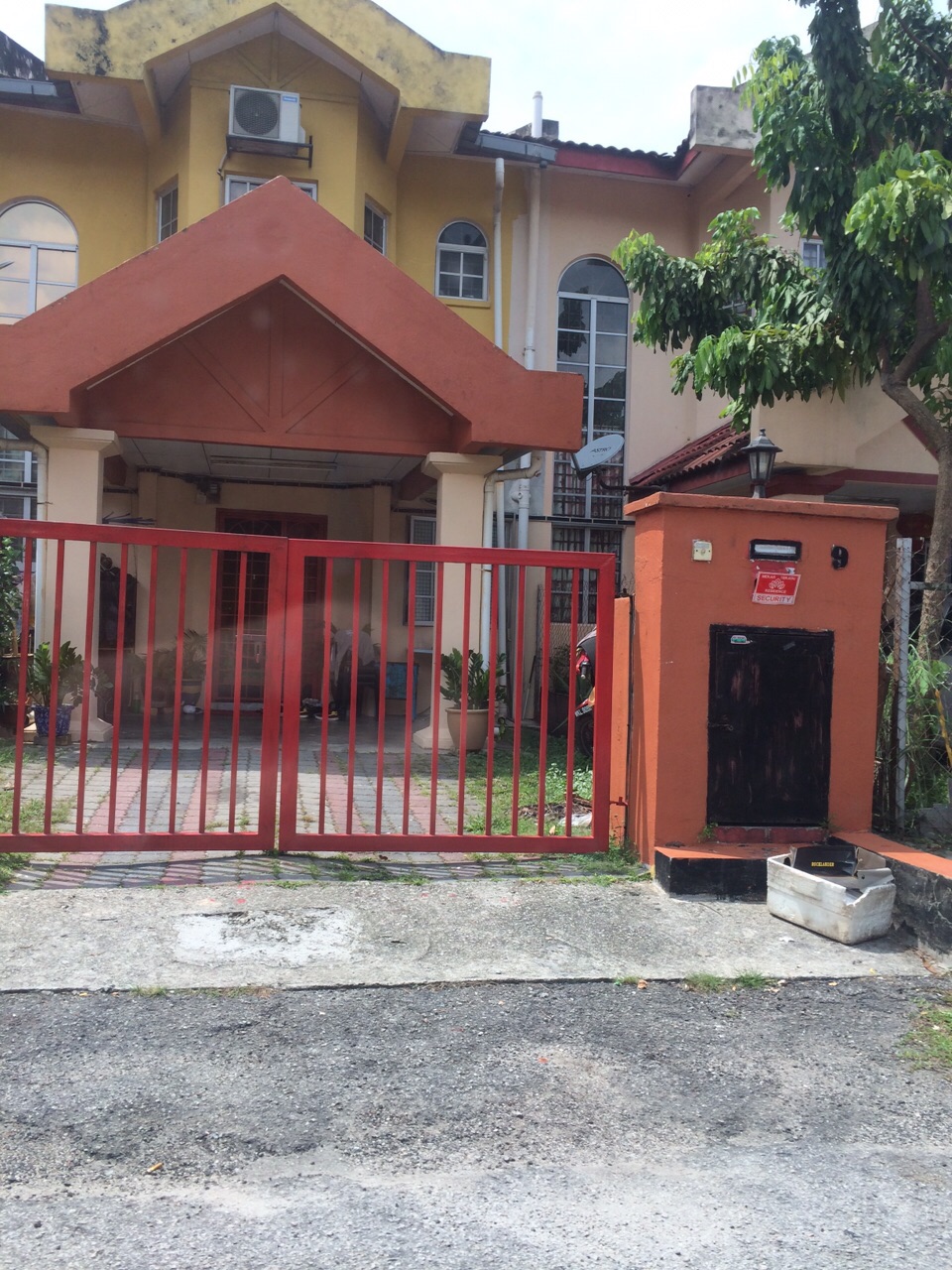 2 sty terrace Seksyen 6, Kota Damansara Selangor