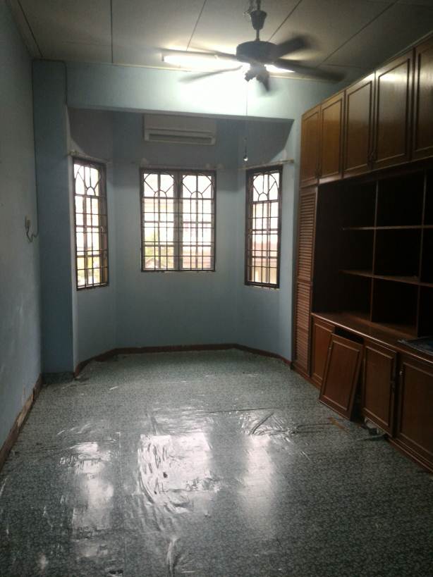 2 sty terrace Seksyen 6, Kota Damansara Selangor - photo 7