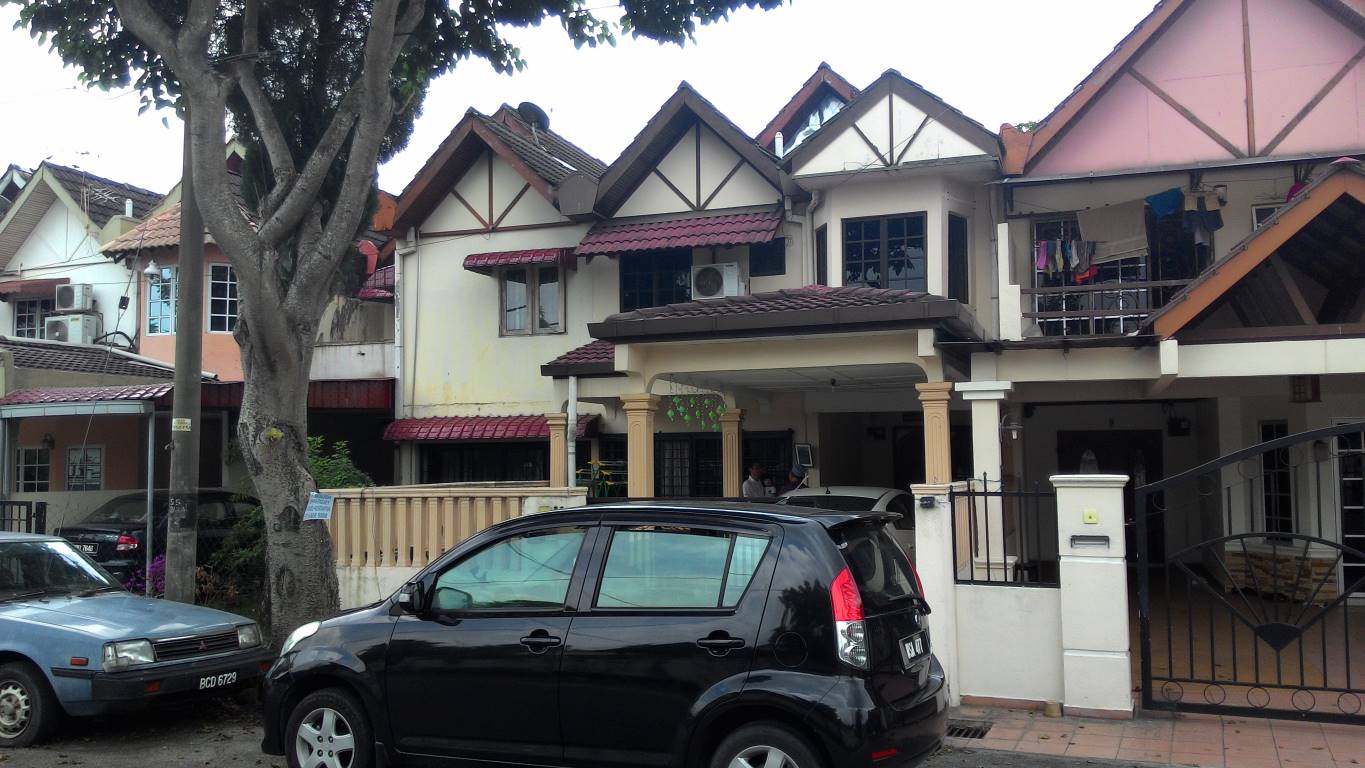 2Sty TERRACE HOUSE, SS7 KELANA JAYA, RENOVATED - photo 1