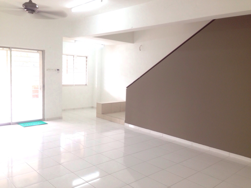 2Sty HOUSE, ALAM NUSANTARA, SEKSYEN U13 SETIA ALAM - photo 2