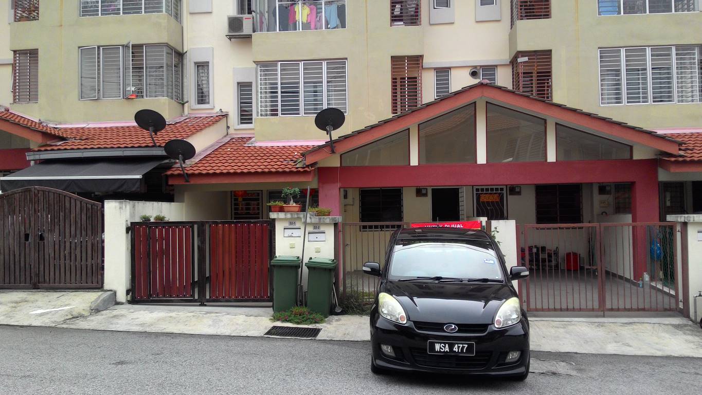 SELAYANG AMANSIARA TOWNHOUSE, 1200sqft