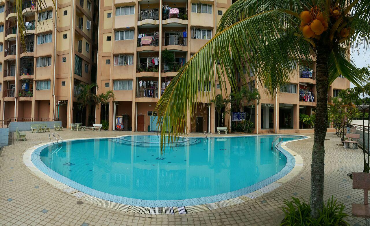 KRISTAL HEIGHTS CONDOMINIUM, GOMBAK