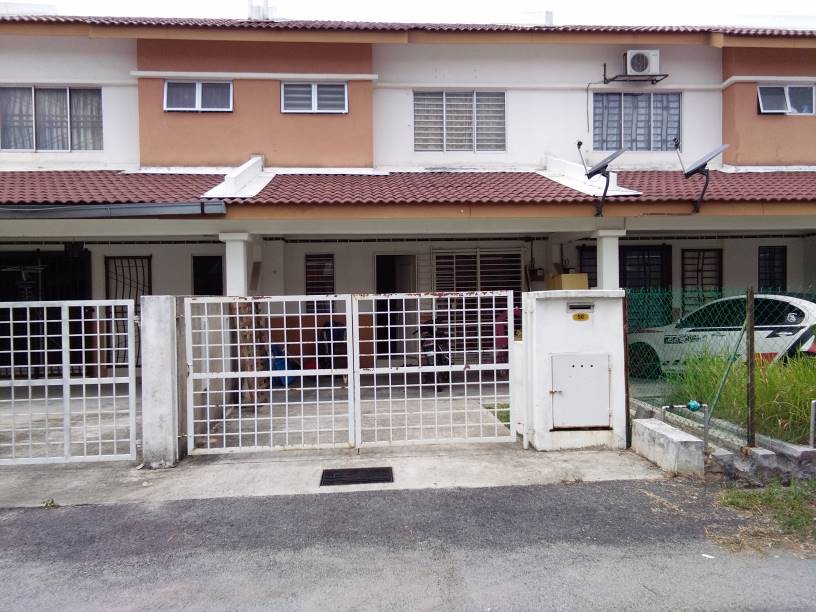 2STY, BANDAR SAUJANA PUTRA, NEAR KLIA, PUT - photo 1