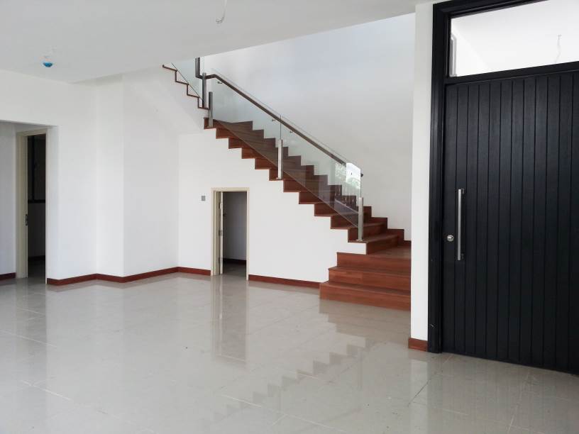 3 Storey Semi D Sunway Eastwood Seri Kembangan - photo 2