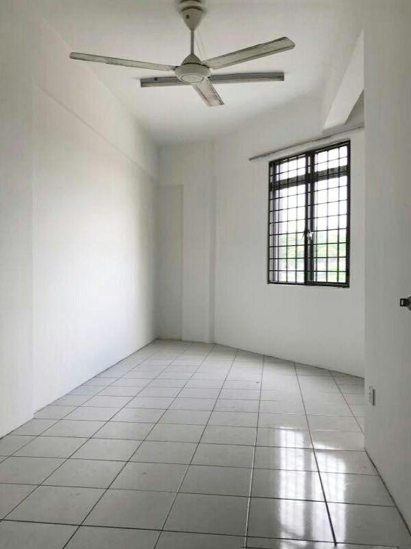 1st Floor Shop Apartment Saujana Damansara - photo 4