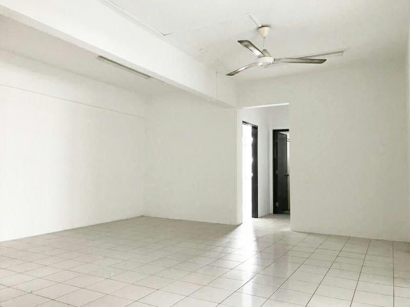 1st Floor Shop Apartment Saujana Damansara - photo 2