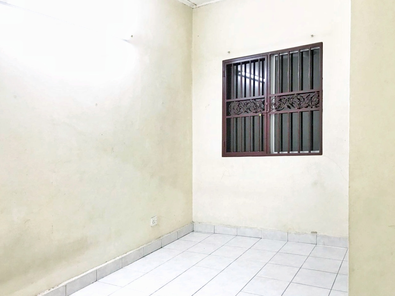 2 STOREY TAMAN BUKIT SUBANG - photo 4