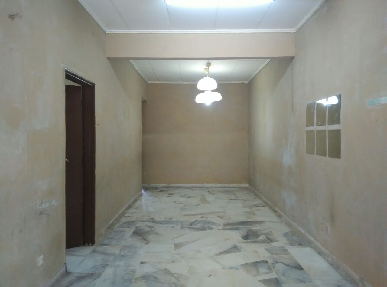 SINGLE STOREY INTERMEDIATE SEKSYEN 11 SHAH ALAM - photo 3