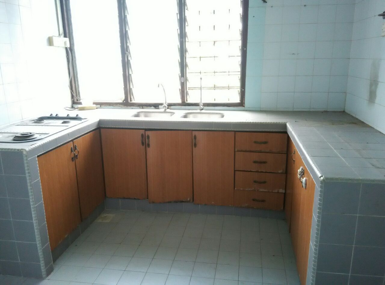 SINGLE STOREY INTERMEDIATE SEKSYEN 11 SHAH ALAM - photo 5