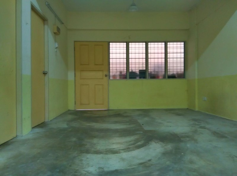 PANGSAPURI SAUJANA MAWAR TAMAN ALAM JAYA - photo 3