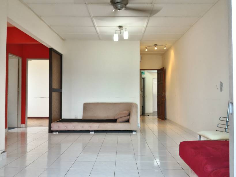 Crystal Tower Apartment, Bukit Indah, Ampang, - photo 3
