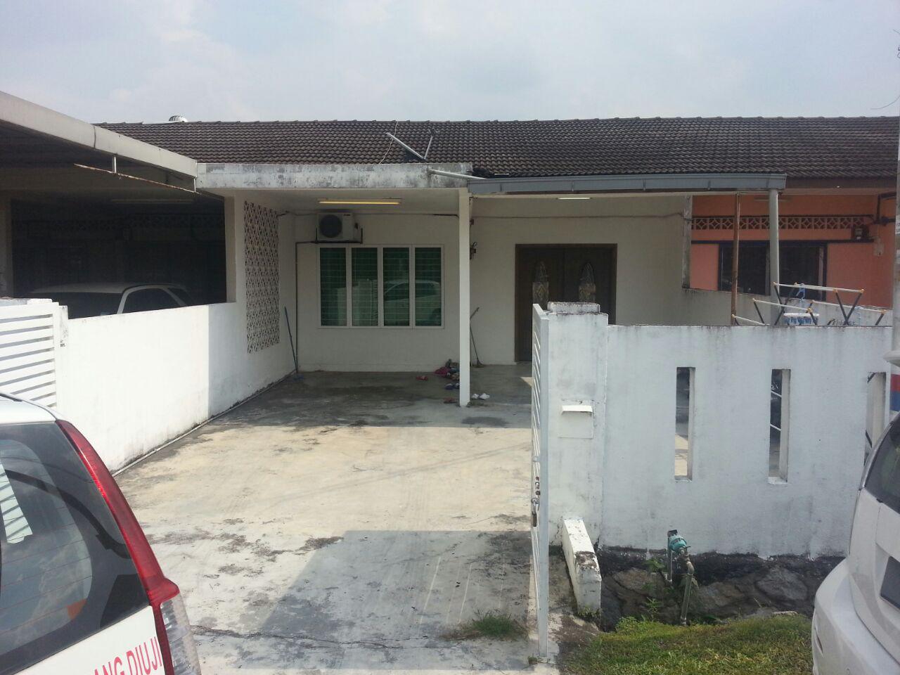 Single Storey Terrace House Taman Ehsan, Kepong - photo 2