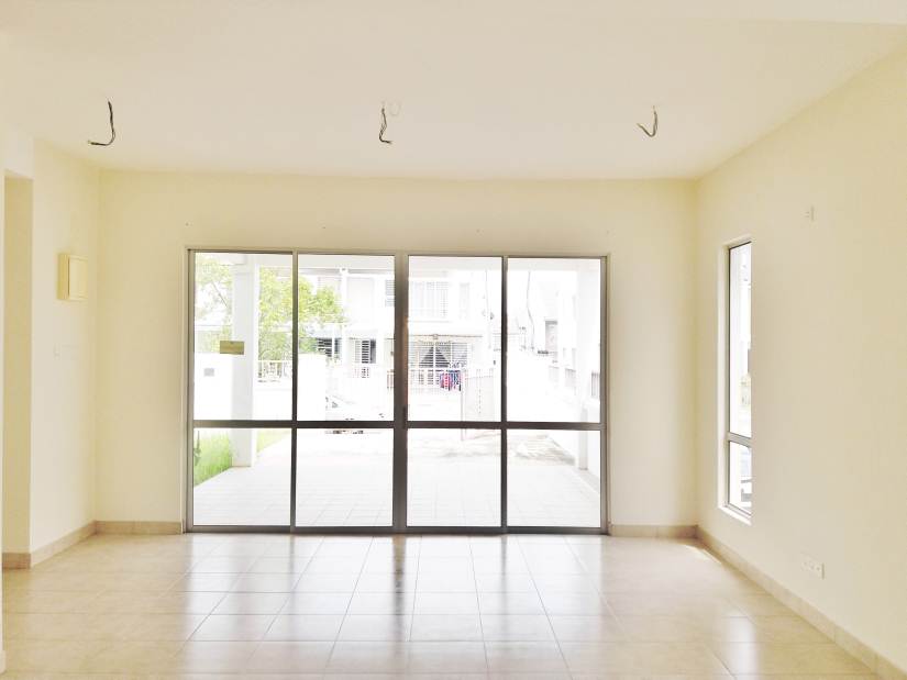 END LOT 2 STOREY, DURANTA,BANDAR SERI COALFIELDS, - photo 3
