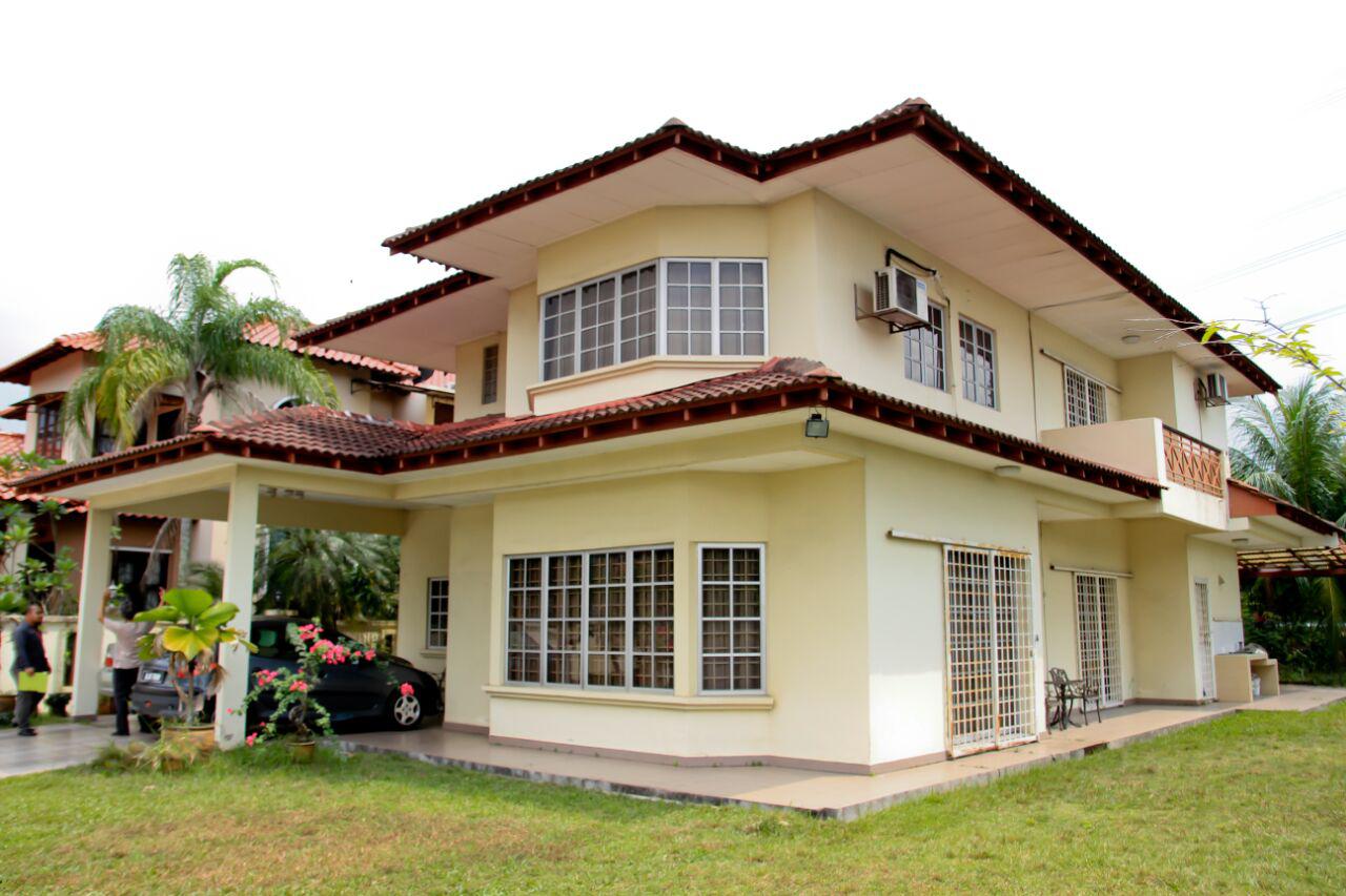 2 STOREY BUNGALOW SEKSYEN 8 SHAH ALAM