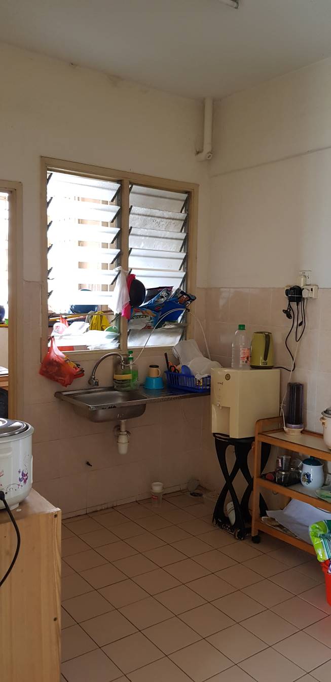 MAWAR APARTMENT SENTUL - photo 3