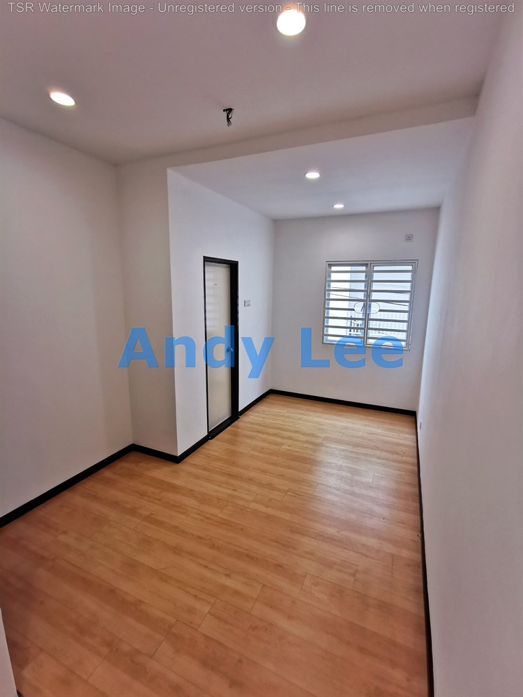 Tripple Storey persiaran Jerjak, - photo 10