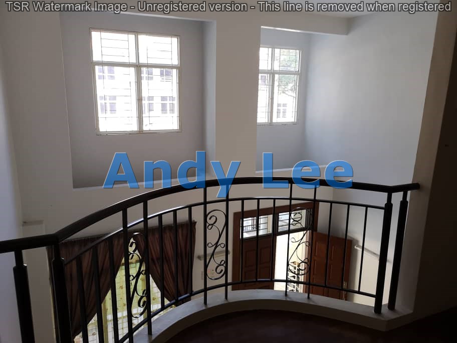tripple storey at Jalan Chee Seng - photo 2