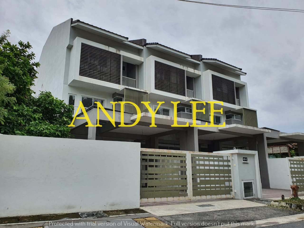 Lorong Sekolah Jelutong 3 storrey terrace new - photo 2