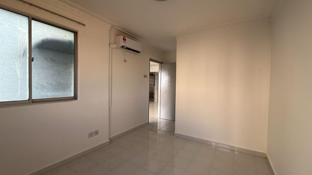 Taman Kristal Apartment - photo 7