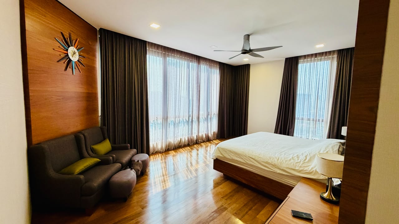 The pentHouse - photo 5