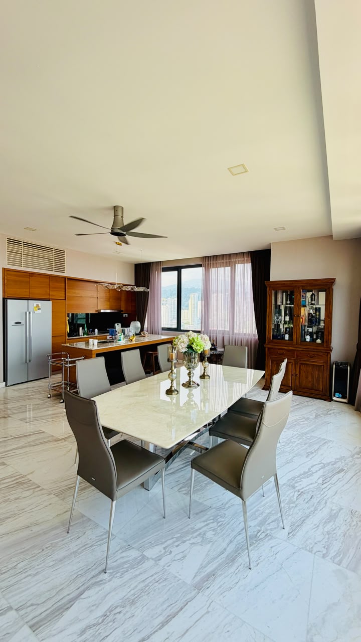 The pentHouse - photo 8