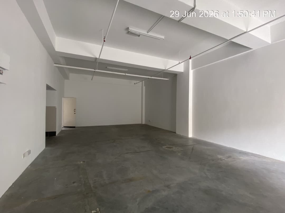Elite Avenue Renovated unit - photo 2