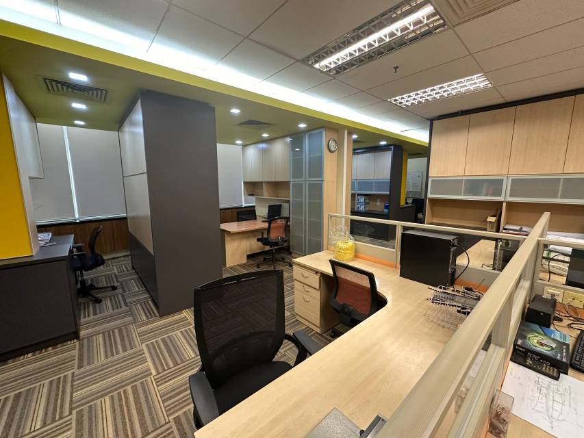Oval Damansara Offic ...