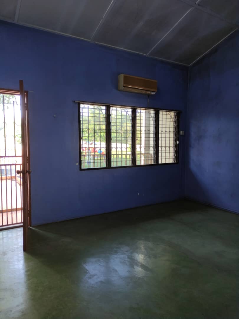 TAMAN SUNGAI JELOK, KAJANG - photo 11