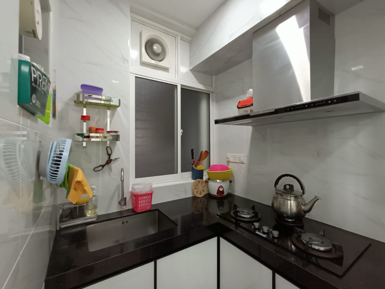 Kiara Plaza Service Apartment - photo 8